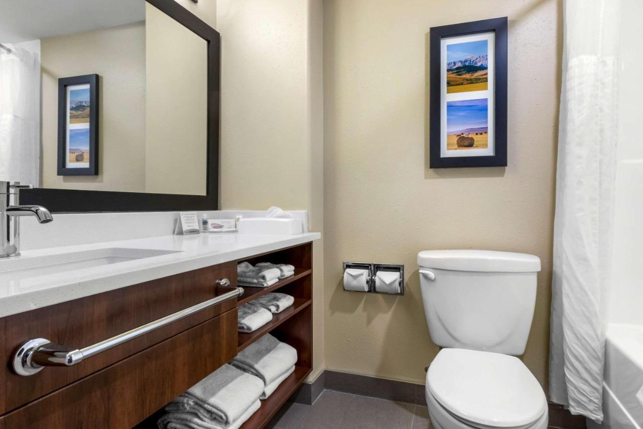 Comfort Inn Lethbridge Dış mekan fotoğraf