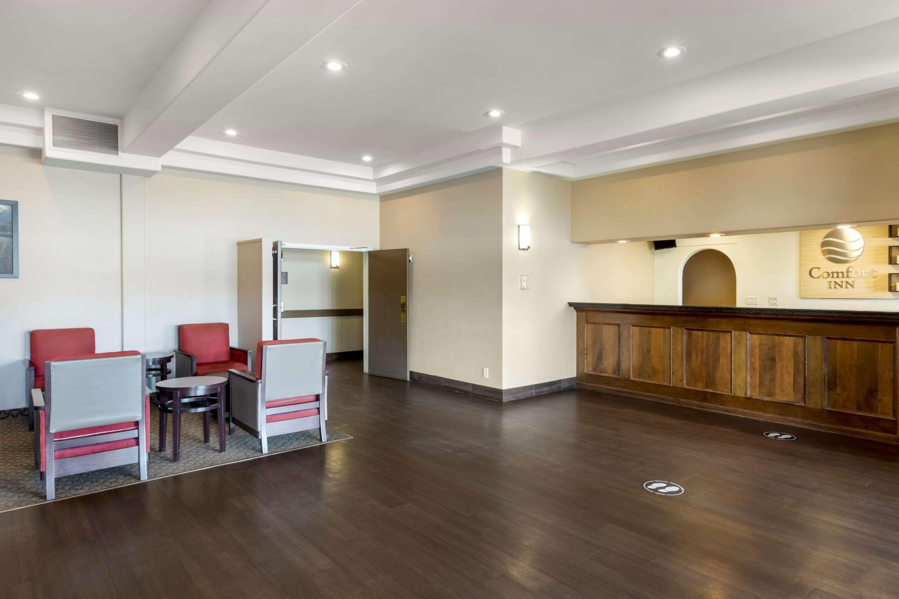 Comfort Inn Lethbridge Dış mekan fotoğraf